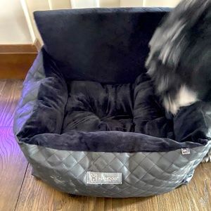 Nandog puppy car seat/ bed